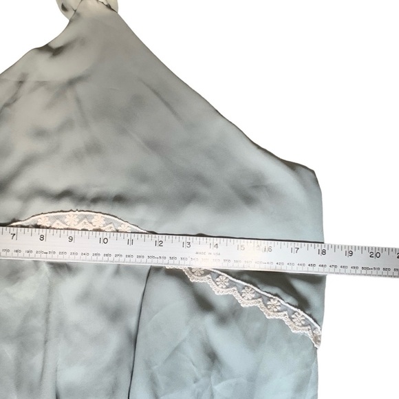 Wren & Willa sage green halter‎ top trimmed in lace babydoll style. Size L - Picture 5 of 7